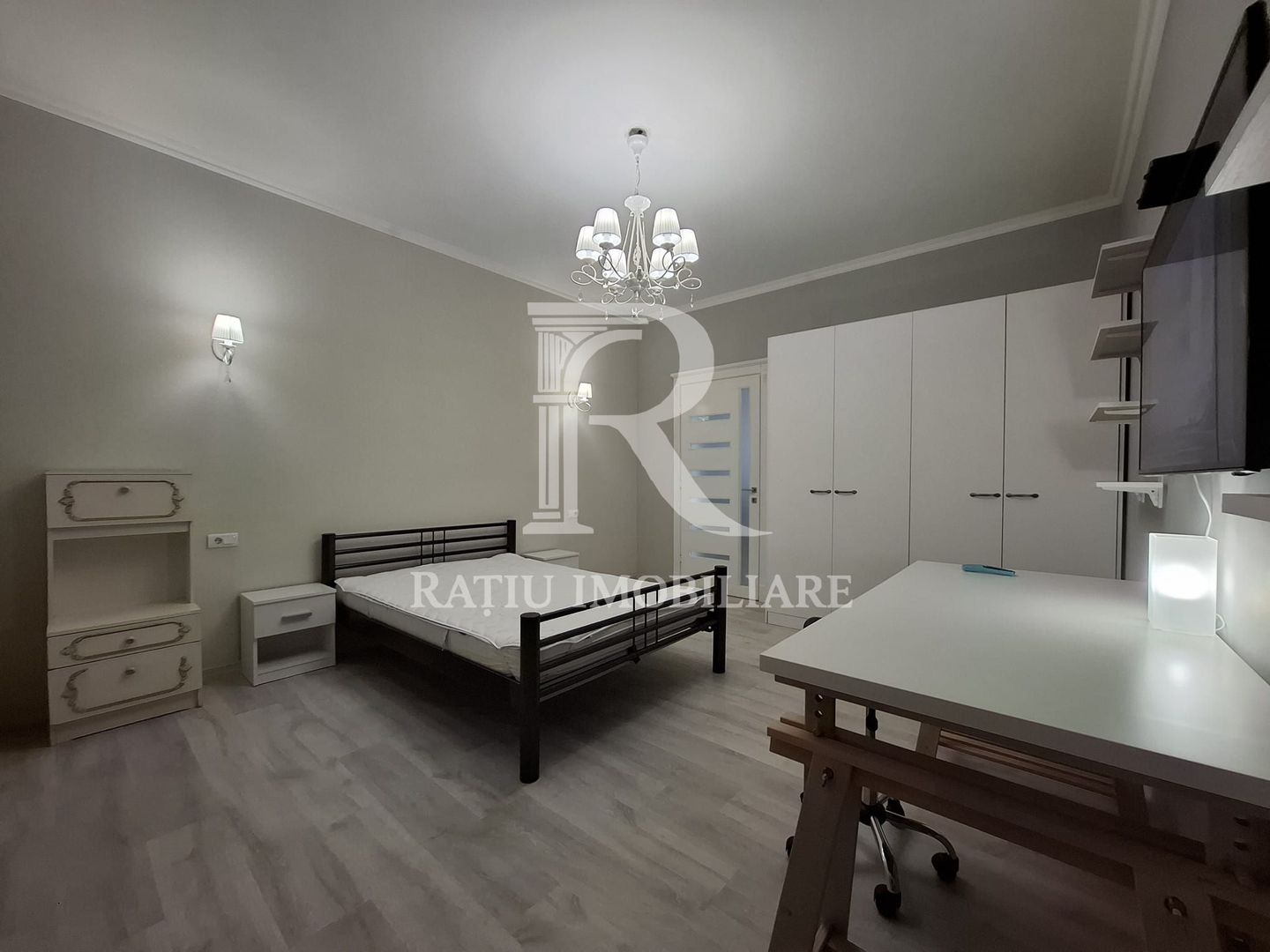 Apartament cu 3 camere | Central | Oradea - Poză 11