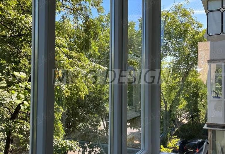Apartament 3 camere  Dacia etaj 2 - Poză 10
