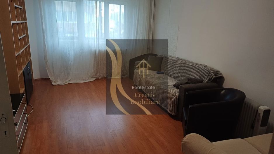 Uverturii, zona Lujerului, zona Gorjului, sector 6, Militari - Poză 1
