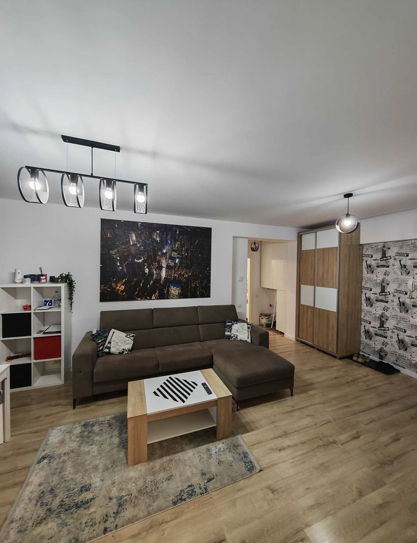 AP. 2 CAMERE - NUSCO CITTA, CENTRALA , BUCATARIE INCHISA, PARCARE - Poză 1