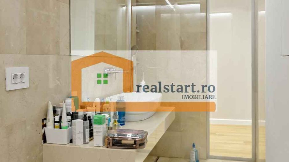 Vila individuala, acces metrou, 10 locuri parcare - Poză 31