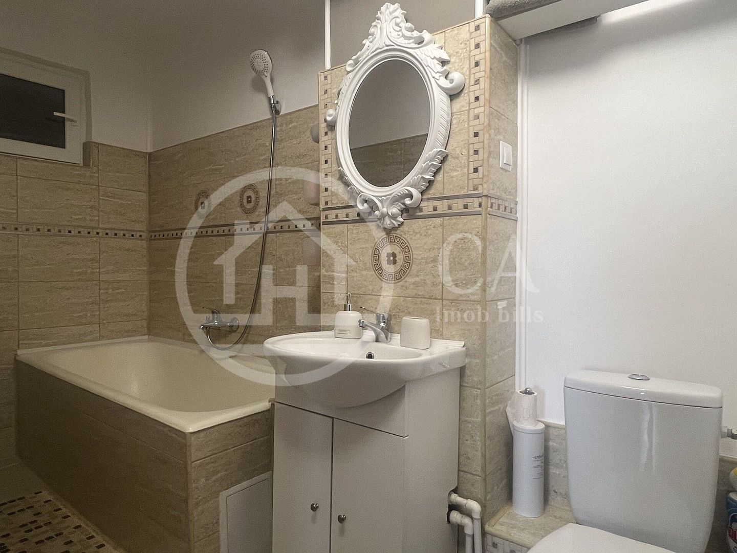 Apartament cu 3 camere de inchiriat Decebal Oradea - Poză 6