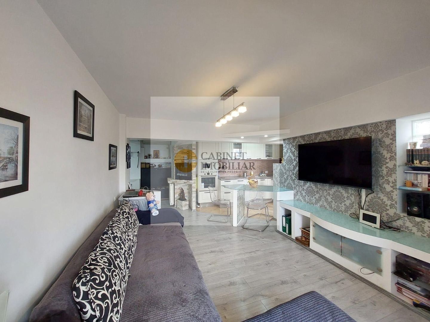Apartament 2 Camere | Bulevardul unirii | Ideal Investiție sau Locuit - Poză 1