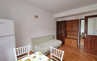 Apartament cu 2 camere de vânzare | 65.000 € | Strada Rozelor - Poză 1