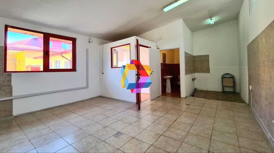 Spatiu de închiriat Brasov - 35 mp # plus-imo.ro - Poză 2