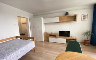 Garsoniera finisata modern, la etaj intermediar, cu priveliste panoramica - Poză 1