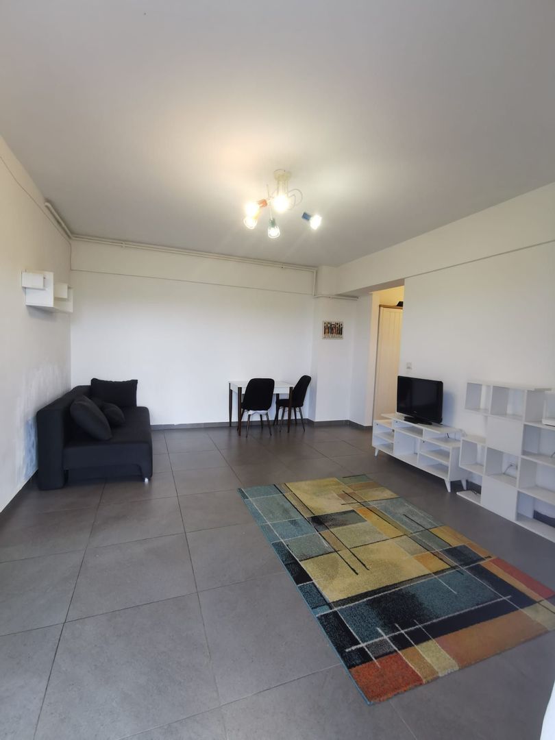 Garsoniera spatioasa mobilata si utilata - Poză 10