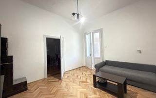 Casa cu 4 camere de inchiriat cu 2 locuri de parcare, zona 7 Strazi - Poză 6