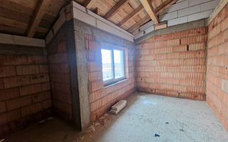 Duplex la rosu cu 3 camere | Mosnita Veche | Padurea Bistrei - Poză 5