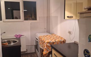 Garsoniera in bloc de apartamente piata Astra - Poză 2