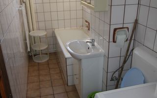 apartament 1 camere, la 2 minute de Complexul Studentesc, centrala proprie - Poză 4