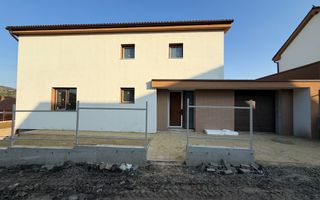 Case cu garaj Chinteni zona străzii Ana Aslan - Poză 4