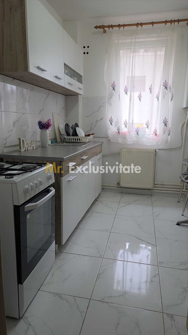 Vand apartament 2 camere zona centrala - Poză 2