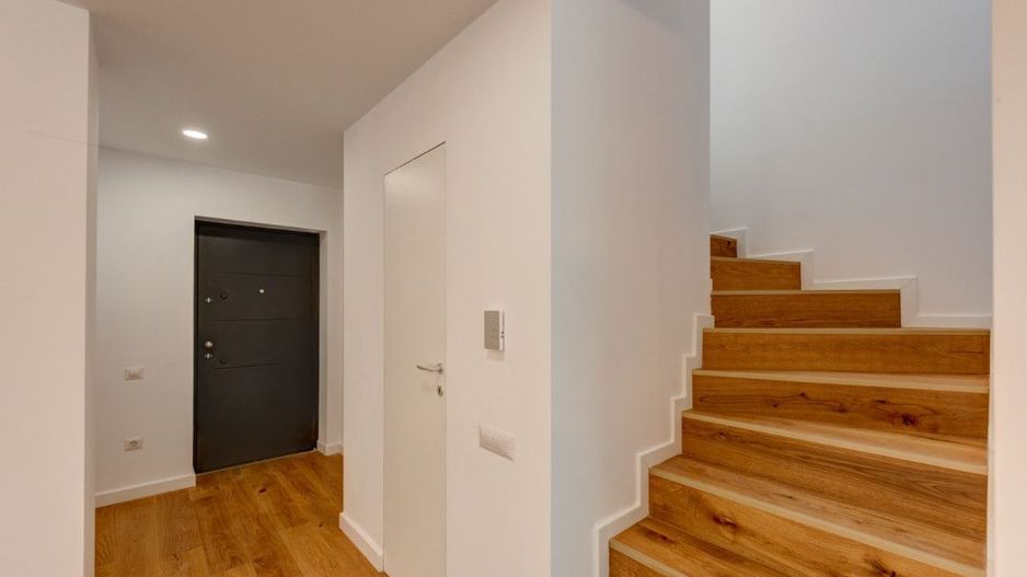 Vila Otopeni central 222mp cu gradina - Poză 8