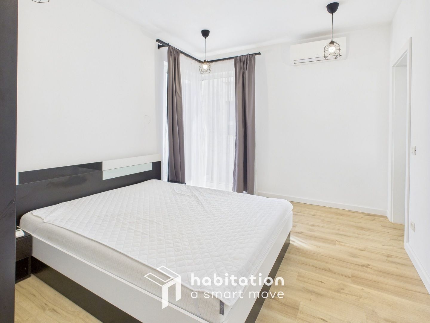 Rafinament și confort într-un duplex plan parter – zona Cora Ikea - Poză 17