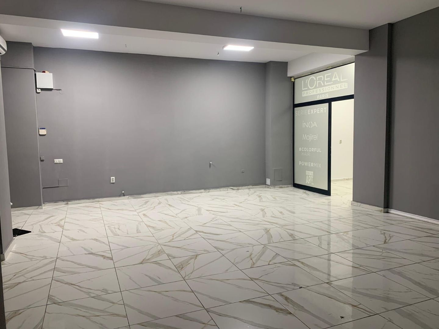Spatiu comercial de inchiriat Damaroaia - Poză 2