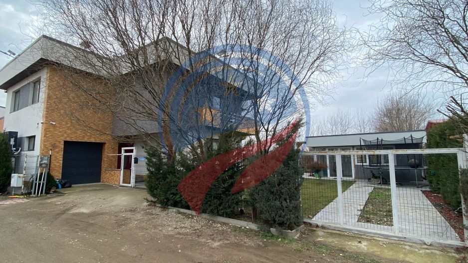 VILA DEOSEBITA ZONA AEROPORT 600 MP TEREN - Poză 1