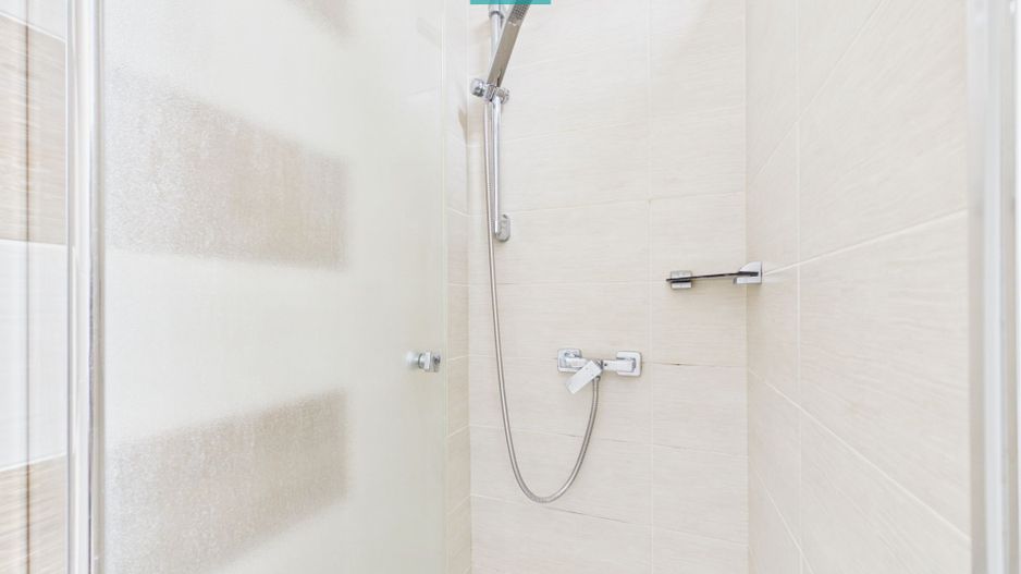 Apartament cu 3 camere decomandat, Str. Horia - Poză 14