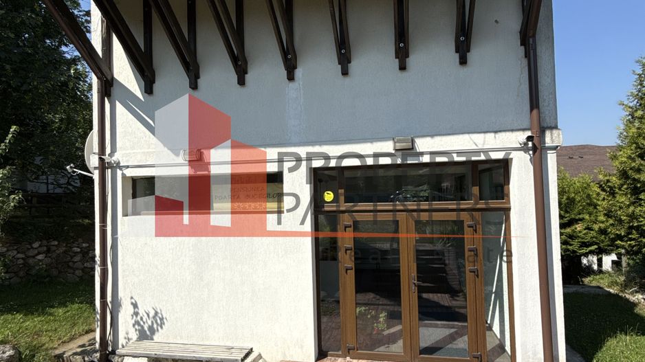 Pensiune  în Bran, sat Poarta – Afacere la cheie, locație premium - Poză 3