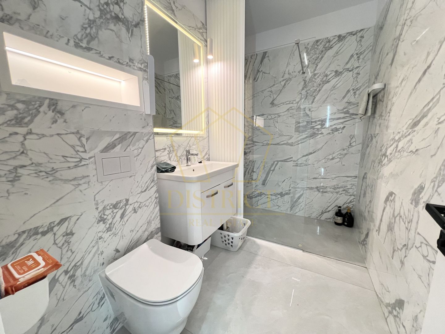 Garsoniera superba cu o camera  si balcon|  SXD Market | Braytim - Poză 9