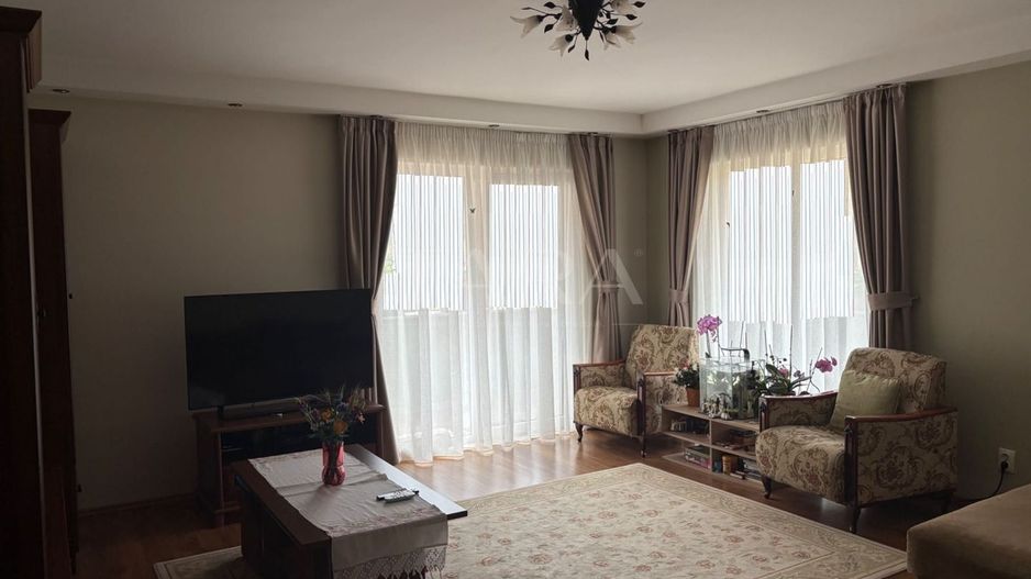 Apartament premium cu 3 camere, garaj și balcon generos - Floresti. - Poză 1