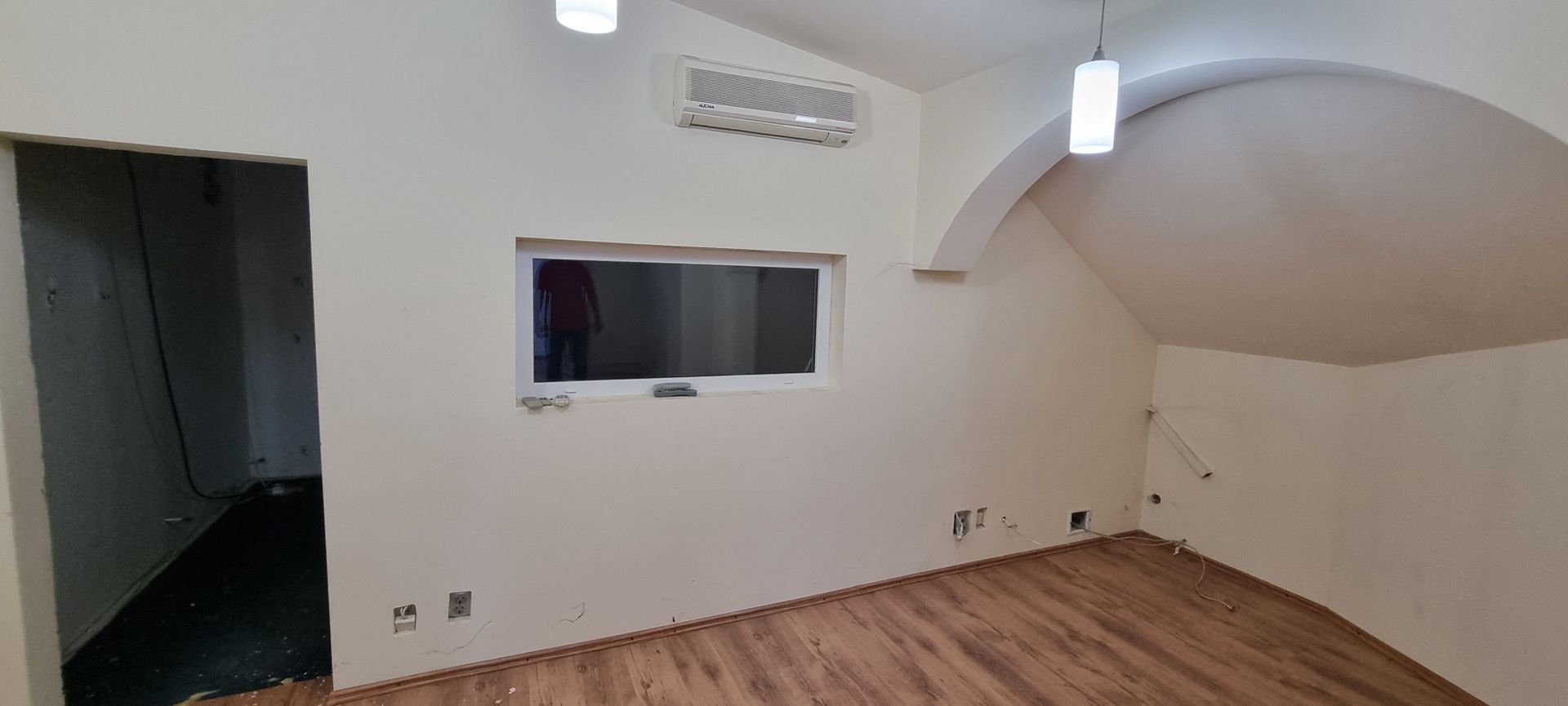Casă P+M, 4 camere, str Lebedei, singur in curte - 600 E. Comision 0 - Poză 8