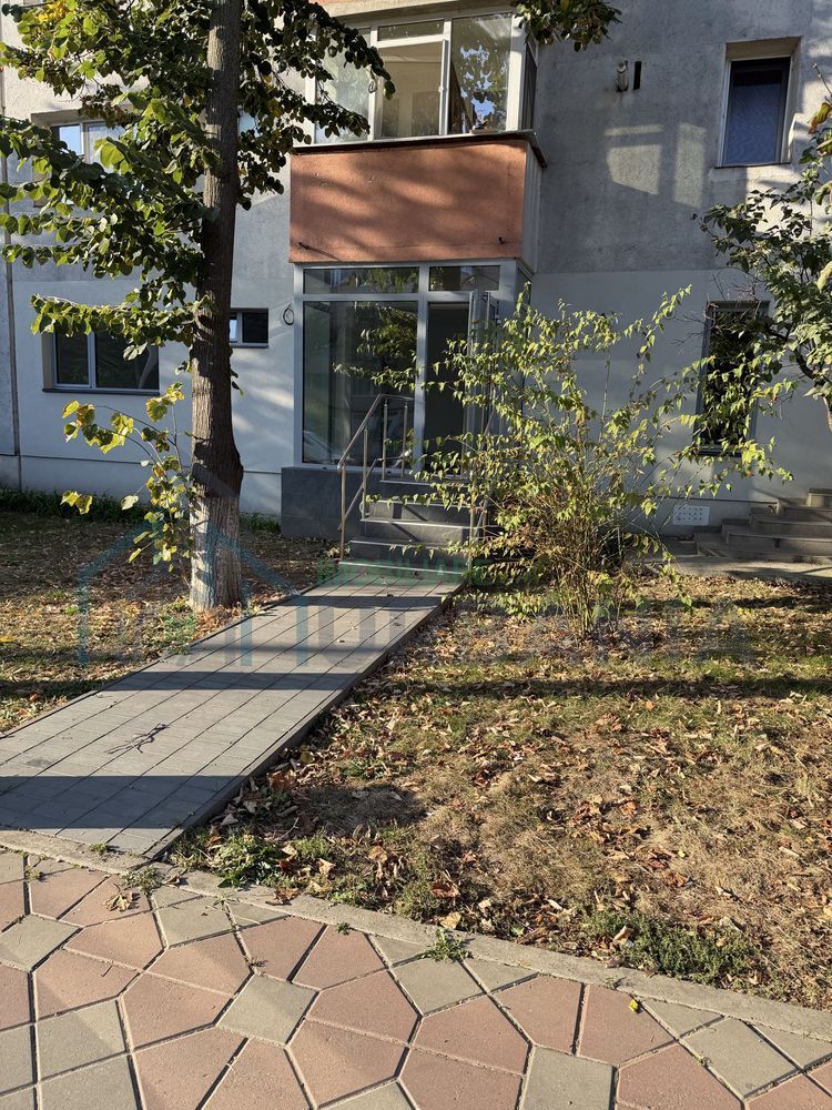 Spațiu comercial de 60 mp în Podu Roș, la Bulevardul Socola, Iași - Poză 2