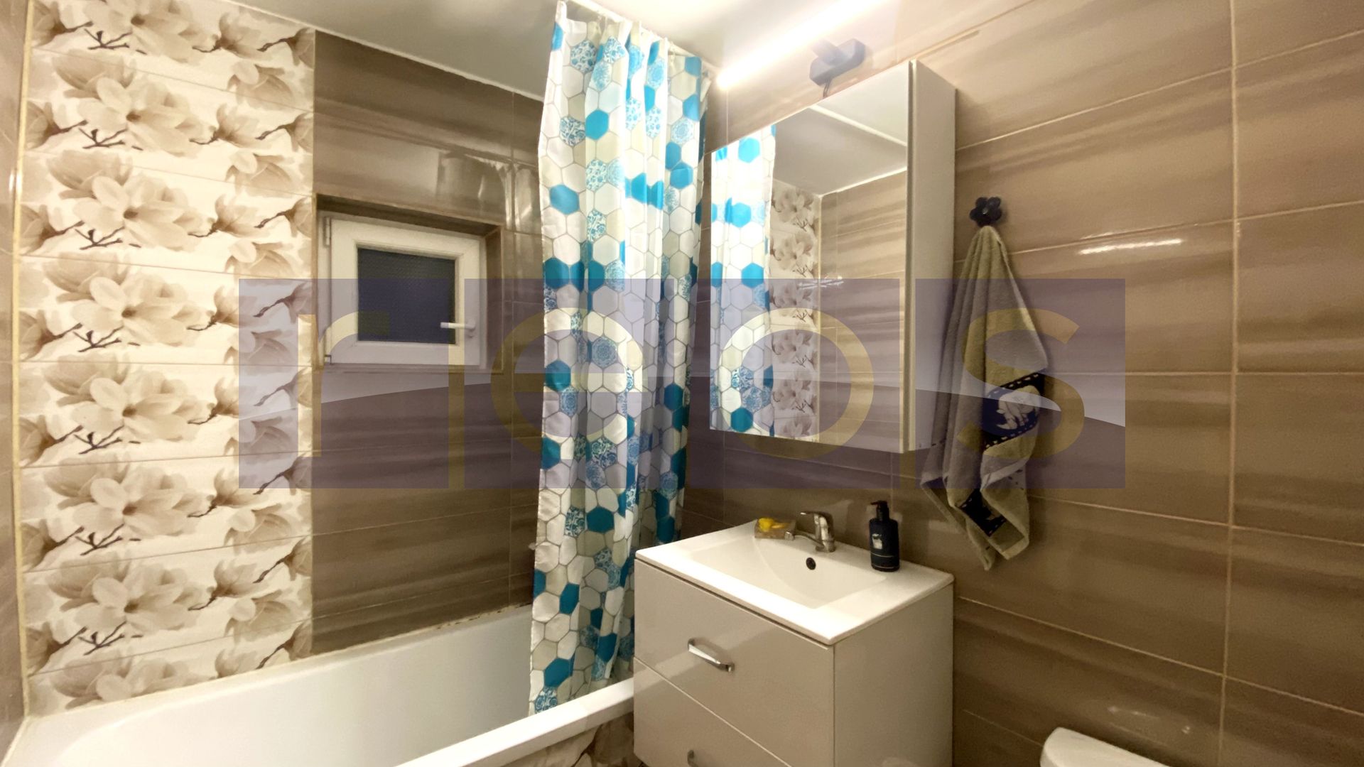 DE VANZARE APARTAMENT 3 CAMERE DECOMANDAT | ETAJ 1/4 | LOC PARCARE| DRUMUL SARII - Poză 15