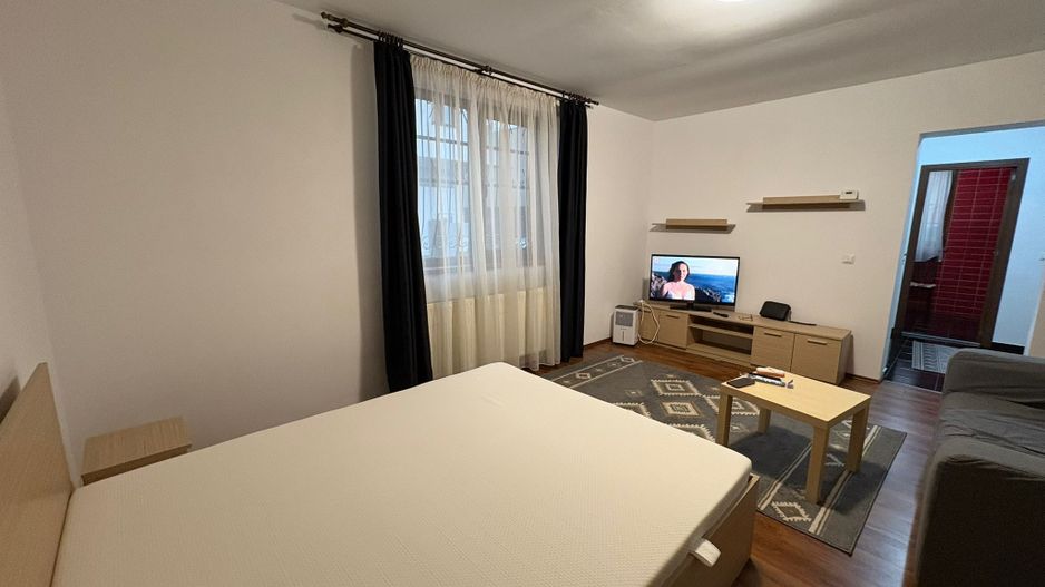 GARSONIERA APARATORII PATRIEI, PET-FRIENDLY, CENTRALA, METROU 10 MIN - Poză 2