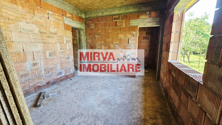 🏡 Casă la roșu cu 4 camere, 122 mp utili, teren 465 mp – Băicoi - Poză 39