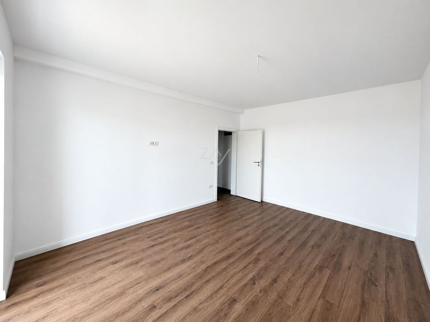 Apartament nou cu 2 camere Decomandat. Clima. Loc de parcare - Poză 3
