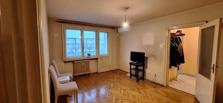 Apartament 2 camere, etaj 2, zona Garii - Poză 1