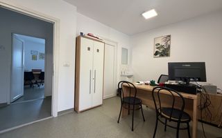 100mp utili; 5 încăperi, pentru activități medicale. - Poză 17