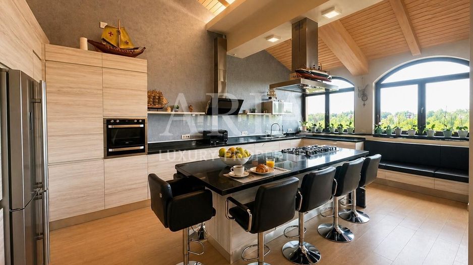 SNAGOV VILA | 36m DESCHIDERE LA LAC | PONTON 250mp | JACUZZI | SPA | BOWLING - Poză 3