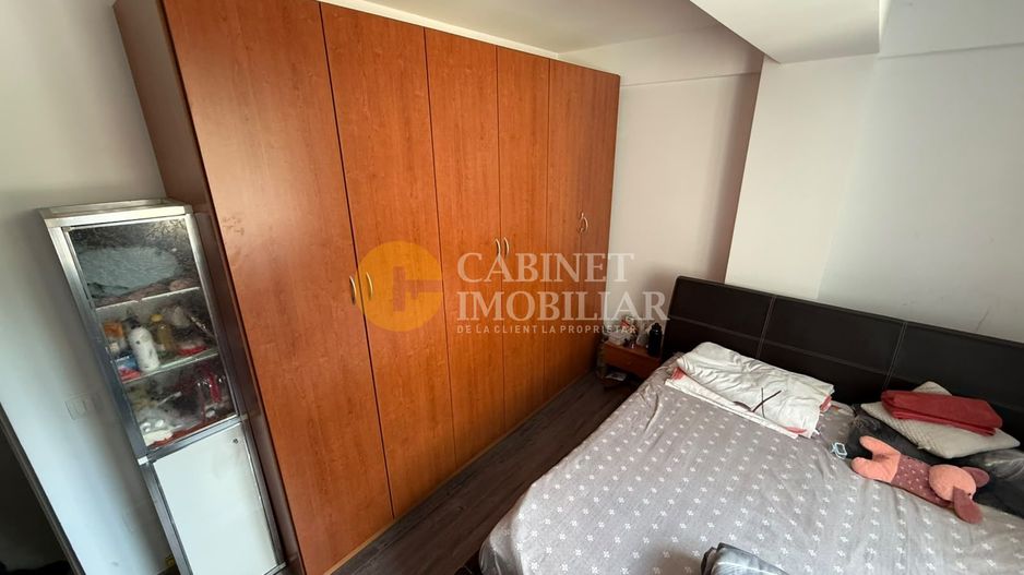 3 CAMERE DECOMANDAT--ETAJ 1-- ROND MALL MOLDOVA - Poză 5