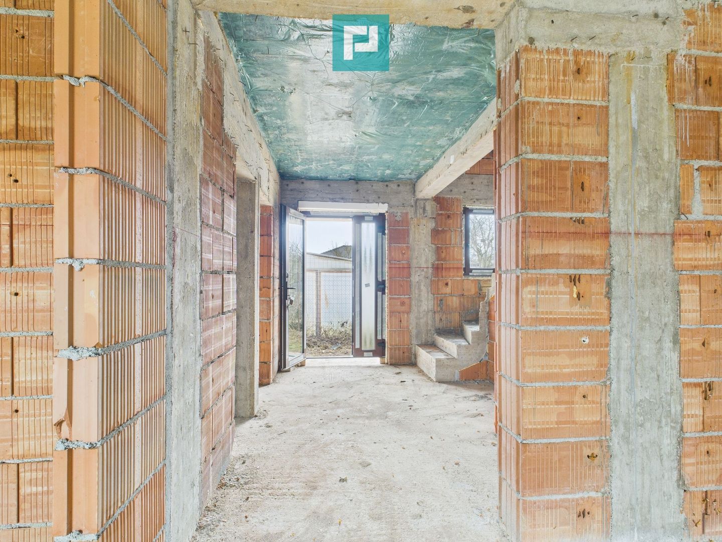 Duplex solid 120 mp, intimitate și calm in Chisoda - Poză 11