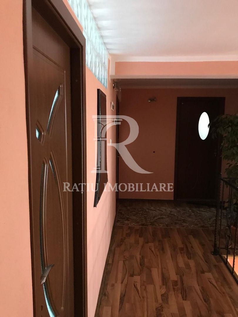 Casa cu 5 camere | Oncea | Oradea - Poză 6