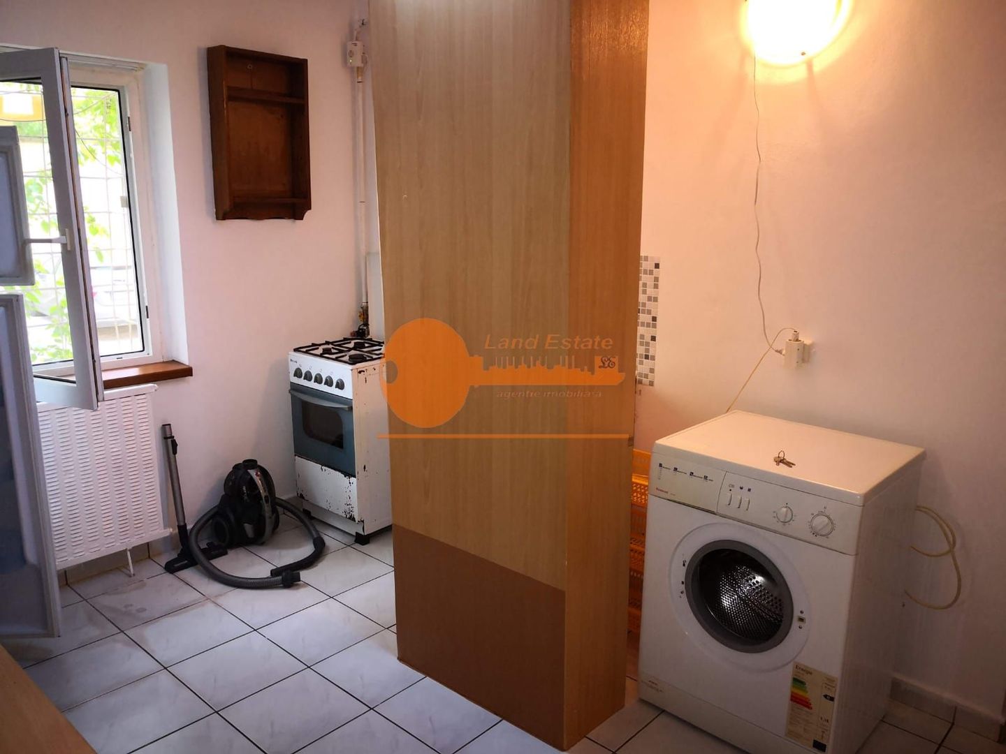 Vanzare Garsoniera Dristor ( bloc 1992 ) - Poză 2