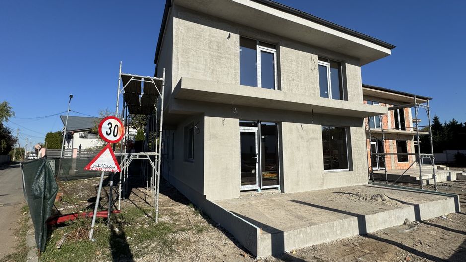 Vile individuale Otopeni Mega 23 august, zona BUNA - Poză 1