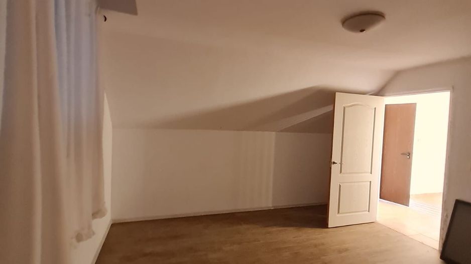 Casa cu teren de 14340 mp în Jebel/Pretabila pentru afacere - Poză 42