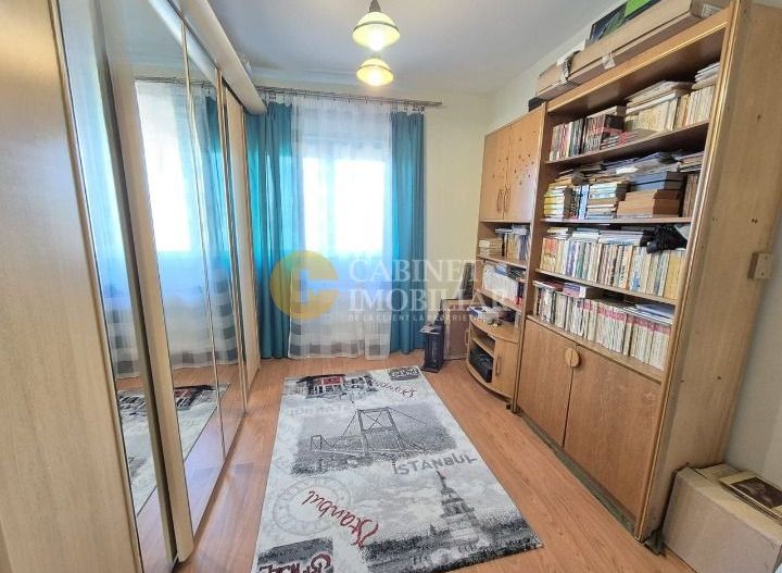 Apartament 4 camere – Rond Vechi, 97 mp, luminos și spațios - Poză 3