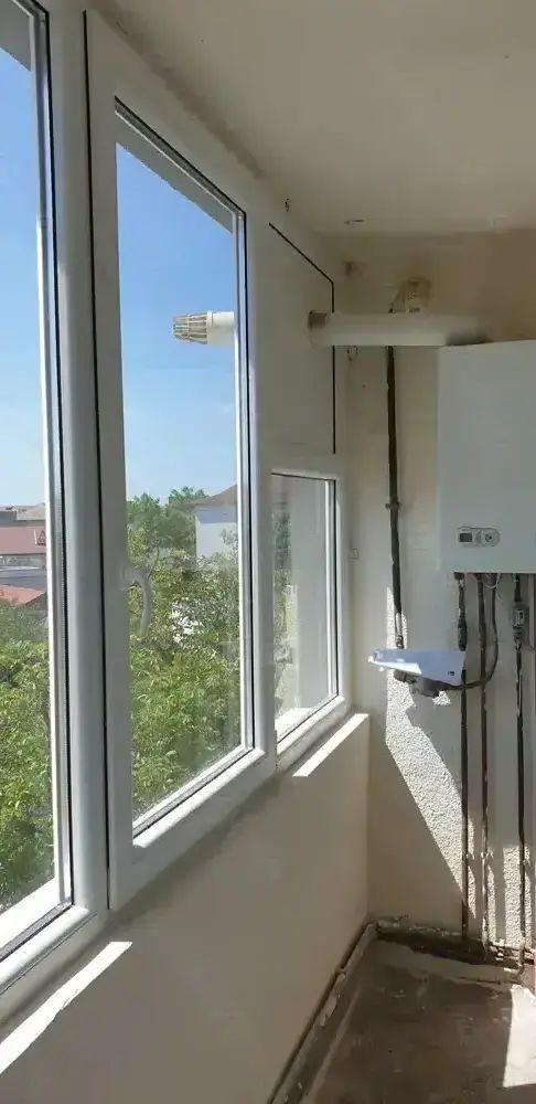 Aparatament renovat-3 camere-Zona Circumvaltiunii - Poză 6