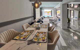 Ready to move  |  Vila premium cu piscina și jacuzzi încălzite - Poză 21