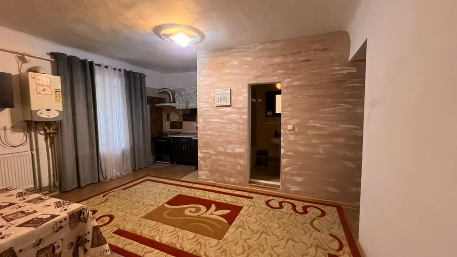 De vanzare – Apartament la casa, etaj 1, complet mobilat si utilat - Poză 6