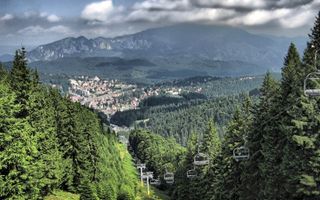 Vila multifunctionala in Predeal - oportunitate  resedinta si/sau afacere - Poză 1