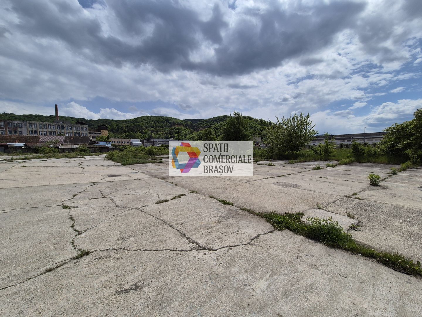 Platforma betonata de inchiriat Brașov - 1000 mp - Poză 3