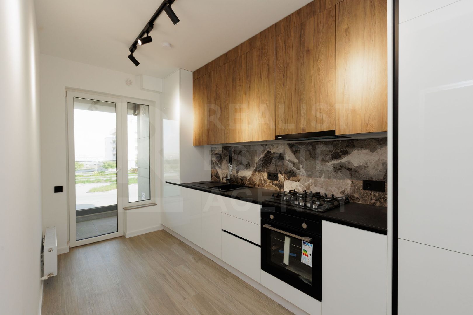 Chirie, apartament, 1 cameră, bulevardul Europei, Botanica - Poză 1