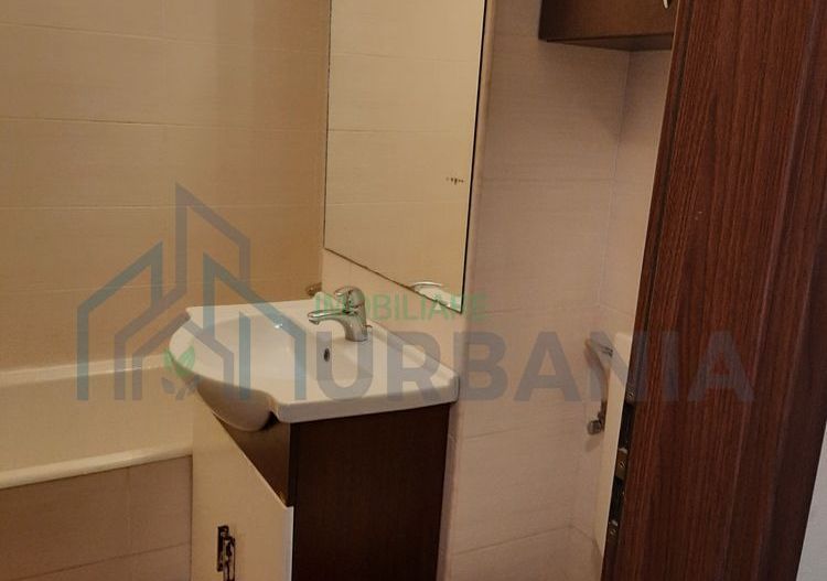 Garsonieră modernă de închiriat Alba Iulia zona cetate, - Poză 5