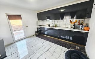 Vilă cu 5 camere, posibilitate două apartamente – Zona Bereasca - Poză 14