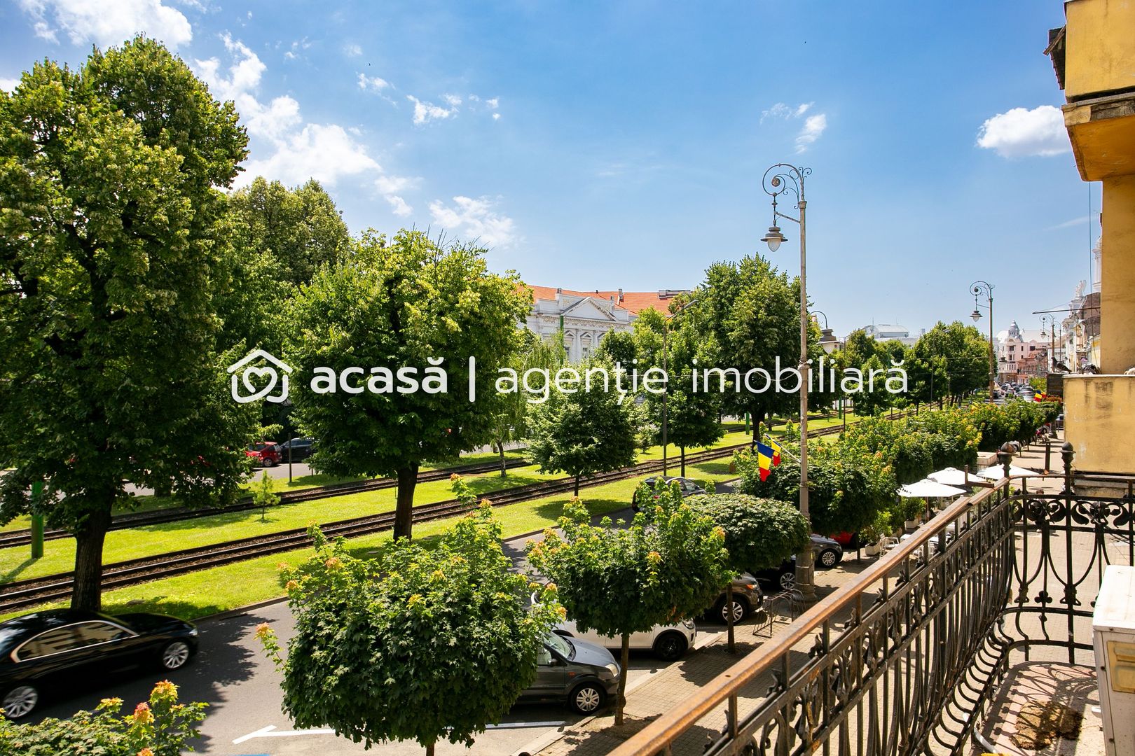 Birou la etajul 1 în zonă ultracentrală - Poză 2